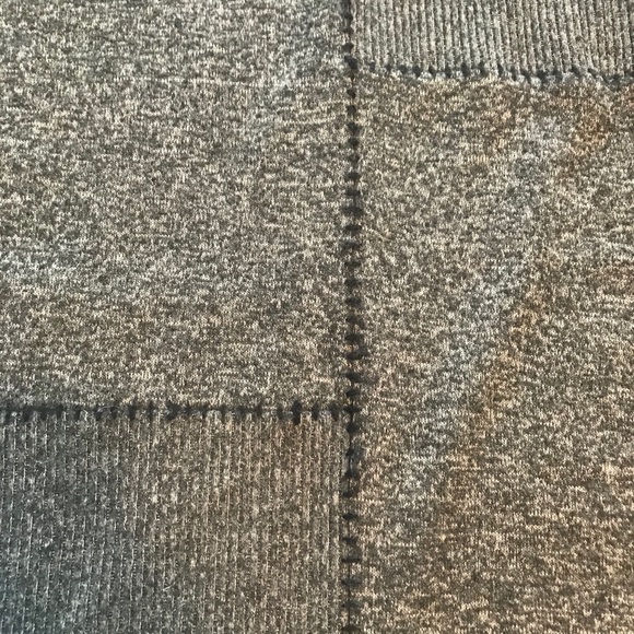 Coco + Jamieson Gray long sleeve ribbed top - Picture 3 of 6